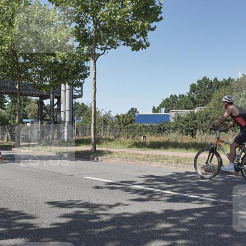 09.08.2026 - GEWOBA Citytriathlon Bremen Michael Burmester http://msf.ph/oto/9955471 09.08.2026 14:46:37 Radfahren 483, 497 meine-sportfotos.de