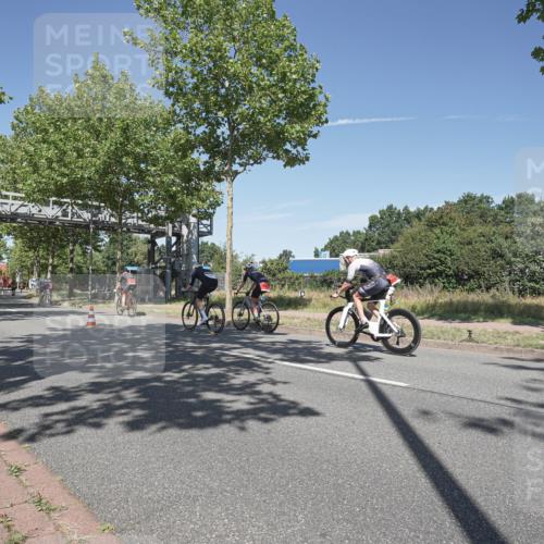 09.08.2026 - GEWOBA Citytriathlon Bremen Michael Burmester http://msf.ph/oto/9955480 09.08.2026 12:20:16 Radfahren 595, 625, 693, 757, 762, 763, 788, 790, 823, 844, 897, 935, 1017, 1020, 1113, 1155 meine-sportfotos.de