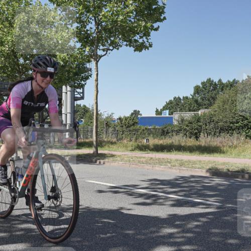 09.08.2026 - GEWOBA Citytriathlon Bremen Michael Burmester http://msf.ph/oto/9955495 09.08.2026 14:47:18 Radfahren 167, 298 meine-sportfotos.de