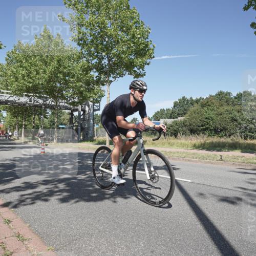 09.08.2026 - GEWOBA Citytriathlon Bremen Michael Burmester http://msf.ph/oto/9955506 09.08.2026 12:20:30 Radfahren 566, 656, 682, 728, 745, 762, 763, 792, 816, 844, 897, 931, 1020 meine-sportfotos.de