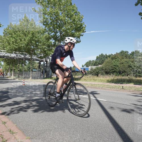 09.08.2026 - GEWOBA Citytriathlon Bremen Michael Burmester http://msf.ph/oto/9955514 09.08.2026 12:20:37 Radfahren 566, 656, 682, 728, 745, 792, 816, 931 meine-sportfotos.de