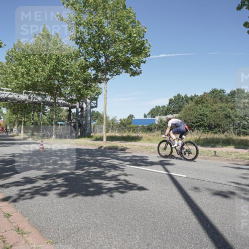 09.08.2026 - GEWOBA Citytriathlon Bremen Michael Burmester http://msf.ph/oto/9955516 09.08.2026 12:20:39 Radfahren 566, 656, 682, 728, 745, 773, 931 meine-sportfotos.de