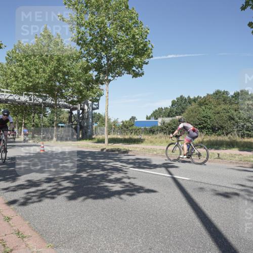 09.08.2026 - GEWOBA Citytriathlon Bremen Michael Burmester http://msf.ph/oto/9955554 09.08.2026 12:21:03 Radfahren 560, 562, 628, 637, 639, 644, 668, 678, 889, 911, 912, 968, 979, 1110 meine-sportfotos.de