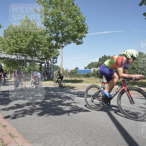 09.08.2026 - GEWOBA Citytriathlon Bremen Michael Burmester http://msf.ph/oto/9955597 09.08.2026 12:21:52 Radfahren 604, 626, 759, 768, 796, 834, 876, 885, 953, 998, 1102, 1114, 1156 meine-sportfotos.de