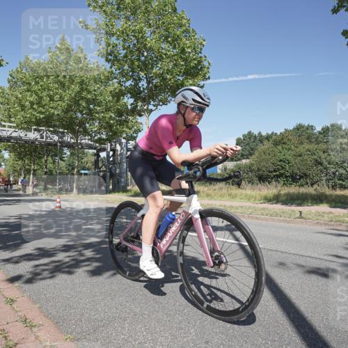 09.08.2026 - GEWOBA Citytriathlon Bremen Michael Burmester http://msf.ph/oto/9955600 09.08.2026 12:21:54 Radfahren 571, 604, 626, 759, 768, 796, 834, 876, 885, 953, 998, 1102, 1114, 1156 meine-sportfotos.de