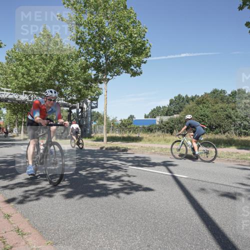 09.08.2026 - GEWOBA Citytriathlon Bremen Michael Burmester http://msf.ph/oto/9955612 09.08.2026 12:22:08 Radfahren 541, 559, 571, 623, 687, 695, 896, 953, 954, 1102, 1114, 1139, 1154 meine-sportfotos.de