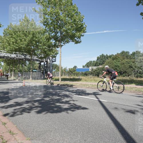 09.08.2026 - GEWOBA Citytriathlon Bremen Michael Burmester http://msf.ph/oto/9955615 09.08.2026 12:22:10 Radfahren 541, 559, 571, 623, 687, 694, 695, 896, 953, 954, 1102, 1114, 1139, 1154 meine-sportfotos.de