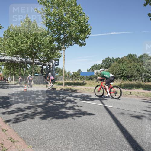 09.08.2026 - GEWOBA Citytriathlon Bremen Michael Burmester http://msf.ph/oto/9955621 09.08.2026 12:22:17 Radfahren 541, 559, 623, 687, 694, 695, 803, 896, 954, 1139, 1154 meine-sportfotos.de