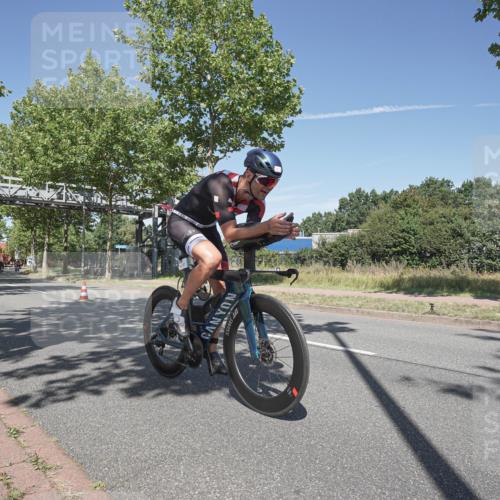 09.08.2026 - GEWOBA Citytriathlon Bremen Michael Burmester http://msf.ph/oto/9955630 09.08.2026 12:22:32 Radfahren 681, 696, 787, 803, 805, 956 meine-sportfotos.de