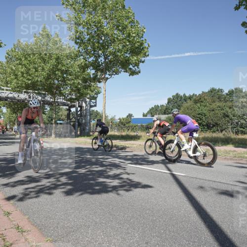 09.08.2026 - GEWOBA Citytriathlon Bremen Michael Burmester http://msf.ph/oto/9955634 09.08.2026 12:22:35 Radfahren 681, 696, 787, 805, 945, 956 meine-sportfotos.de