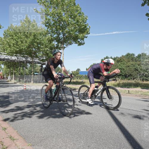 09.08.2026 - GEWOBA Citytriathlon Bremen Michael Burmester http://msf.ph/oto/9955641 09.08.2026 12:22:44 Radfahren 664, 681, 787, 800, 805, 945, 956, 1108 meine-sportfotos.de