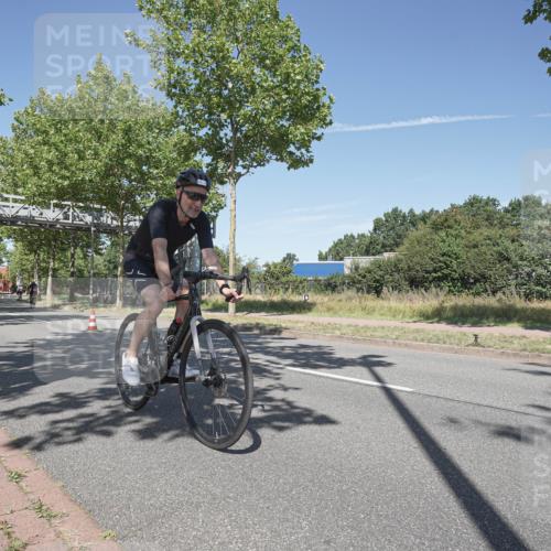 09.08.2026 - GEWOBA Citytriathlon Bremen Michael Burmester http://msf.ph/oto/9955645 09.08.2026 12:22:50 Radfahren 664, 681, 699, 800, 915, 933, 945, 1012, 1108 meine-sportfotos.de