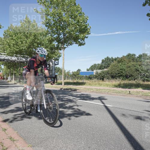 09.08.2026 - GEWOBA Citytriathlon Bremen Michael Burmester http://msf.ph/oto/9955648 09.08.2026 12:22:57 Radfahren 664, 699, 783, 800, 809, 915, 919, 933, 940, 966, 1012, 1136 meine-sportfotos.de