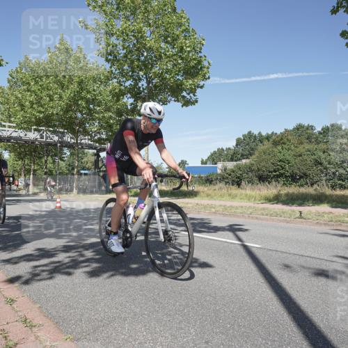 09.08.2026 - GEWOBA Citytriathlon Bremen Michael Burmester http://msf.ph/oto/9955654 09.08.2026 12:23:02 Radfahren 699, 783, 809, 915, 919, 933, 940, 966, 972, 1012, 1136 meine-sportfotos.de
