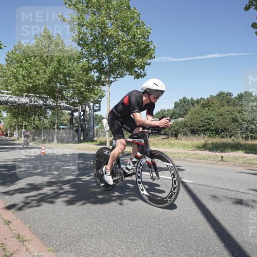 09.08.2026 - GEWOBA Citytriathlon Bremen Michael Burmester http://msf.ph/oto/9955680 09.08.2026 12:23:41 Radfahren 651, 701, 705, 707, 890, 1107 meine-sportfotos.de