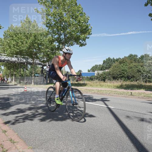 09.08.2026 - GEWOBA Citytriathlon Bremen Michael Burmester http://msf.ph/oto/9955704 09.08.2026 12:24:18 Radfahren 546, 586, 675, 753, 870 meine-sportfotos.de