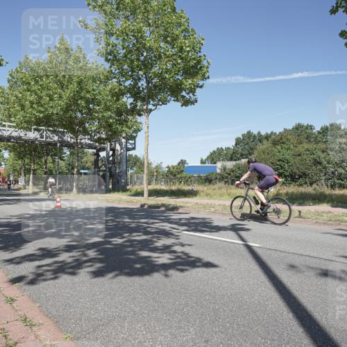 09.08.2026 - GEWOBA Citytriathlon Bremen Michael Burmester http://msf.ph/oto/9955705 09.08.2026 12:24:19 Radfahren 546, 586, 671, 675, 753, 870 meine-sportfotos.de