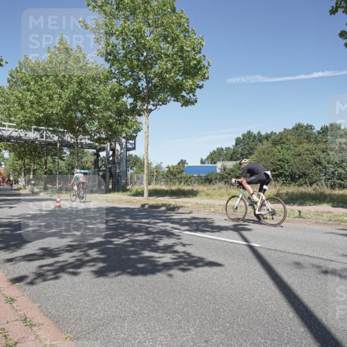 09.08.2026 - GEWOBA Citytriathlon Bremen Michael Burmester http://msf.ph/oto/9955746 09.08.2026 12:25:21 Radfahren 558, 774, 858, 859, 899, 936, 1010, 1106, 1121 meine-sportfotos.de