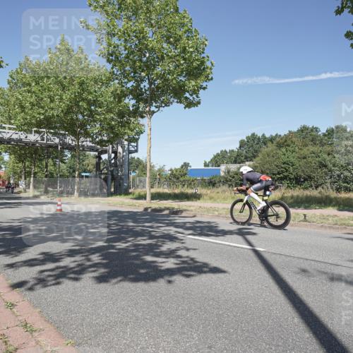 09.08.2026 - GEWOBA Citytriathlon Bremen Michael Burmester http://msf.ph/oto/9955753 09.08.2026 12:25:28 Radfahren 558, 649, 774, 936, 982, 1010, 1106, 1121, 1122 meine-sportfotos.de