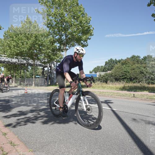 09.08.2026 - GEWOBA Citytriathlon Bremen Michael Burmester http://msf.ph/oto/9955769 09.08.2026 12:25:49 Radfahren 578, 614, 702, 718, 738, 743, 779, 789, 797, 810, 848, 853, 913, 942, 944, 1125 meine-sportfotos.de