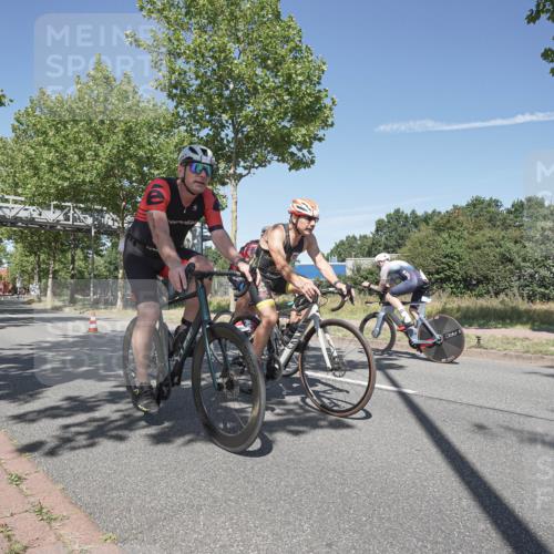 09.08.2026 - GEWOBA Citytriathlon Bremen Michael Burmester http://msf.ph/oto/9955770 09.08.2026 12:25:50 Radfahren 578, 614, 635, 702, 718, 738, 743, 779, 789, 797, 810, 848, 853, 913, 927, 942, 944, 1125 meine-sportfotos.de