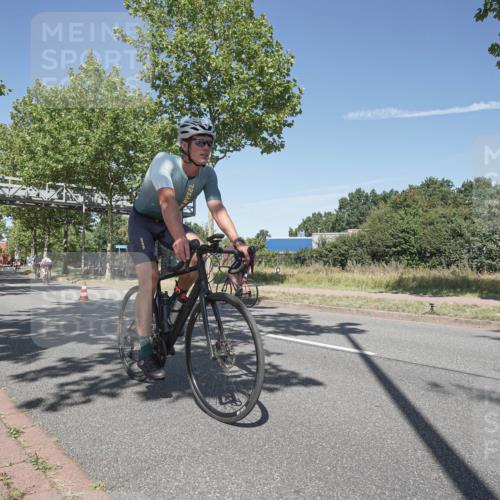 09.08.2026 - GEWOBA Citytriathlon Bremen Michael Burmester http://msf.ph/oto/9955779 09.08.2026 12:26:03 Radfahren 543, 635, 643, 700, 738, 797, 913, 927, 941, 942, 957, 989, 997 meine-sportfotos.de