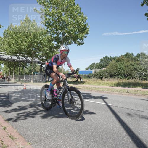 09.08.2026 - GEWOBA Citytriathlon Bremen Michael Burmester http://msf.ph/oto/9955782 09.08.2026 12:26:06 Radfahren 543, 635, 643, 700, 740, 913, 927, 941, 942, 957, 989, 997 meine-sportfotos.de