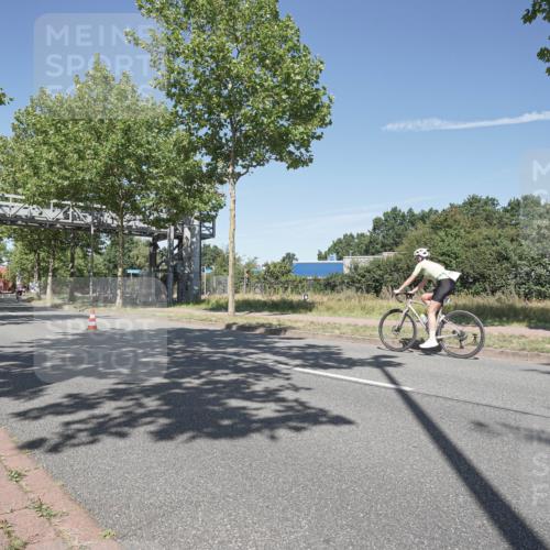09.08.2026 - GEWOBA Citytriathlon Bremen Michael Burmester http://msf.ph/oto/9955785 09.08.2026 12:26:11 Radfahren 543, 643, 700, 740, 908, 941, 957, 989, 997 meine-sportfotos.de