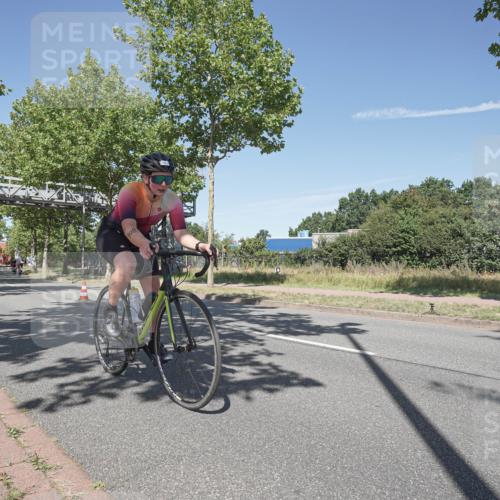 09.08.2026 - GEWOBA Citytriathlon Bremen Michael Burmester http://msf.ph/oto/9955791 09.08.2026 12:26:21 Radfahren 621, 674, 740, 766, 842, 908, 957, 985, 997, 1127 meine-sportfotos.de