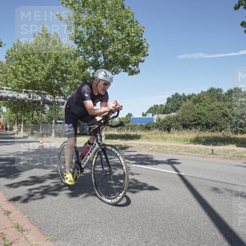 09.08.2026 - GEWOBA Citytriathlon Bremen Michael Burmester http://msf.ph/oto/9955798 09.08.2026 12:26:37 Radfahren 629, 674, 767, 830, 985, 1014, 1131 meine-sportfotos.de