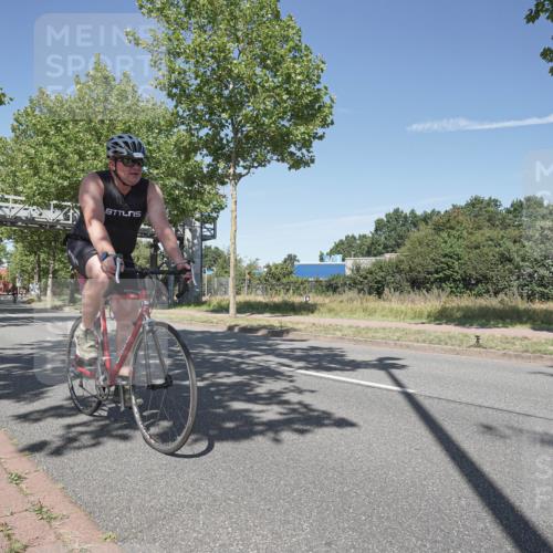 09.08.2026 - GEWOBA Citytriathlon Bremen Michael Burmester http://msf.ph/oto/9955815 09.08.2026 12:26:57 Radfahren 607, 633, 654, 813, 822, 856, 922, 958, 1001, 1103, 1153 meine-sportfotos.de