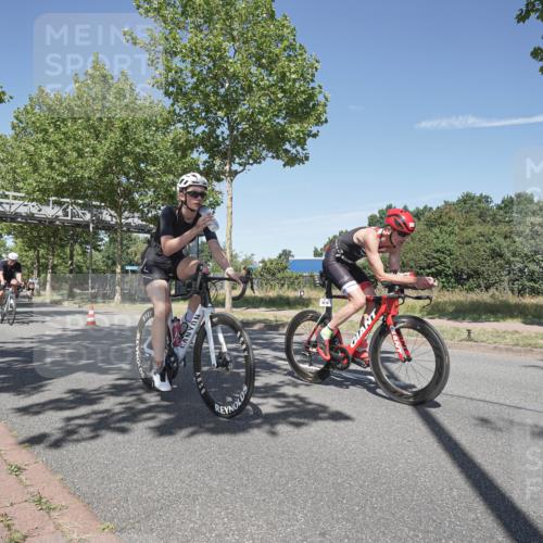 09.08.2026 - GEWOBA Citytriathlon Bremen Michael Burmester http://msf.ph/oto/9955834 09.08.2026 12:27:29 Radfahren 587, 597, 630, 669, 712, 714, 729, 732, 881, 904 meine-sportfotos.de
