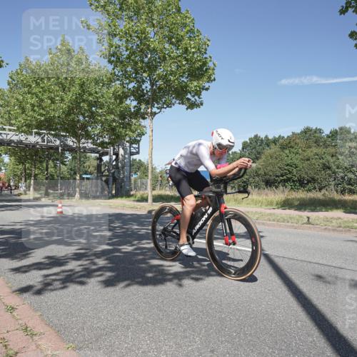 09.08.2026 - GEWOBA Citytriathlon Bremen Michael Burmester http://msf.ph/oto/9955844 09.08.2026 12:27:44 Radfahren 669, 684, 714, 729, 801, 828, 831, 854, 904, 1157 meine-sportfotos.de
