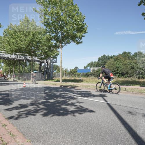 09.08.2026 - GEWOBA Citytriathlon Bremen Michael Burmester http://msf.ph/oto/9955855 09.08.2026 12:27:55 Radfahren 554, 660, 684, 828, 831, 917, 1157 meine-sportfotos.de