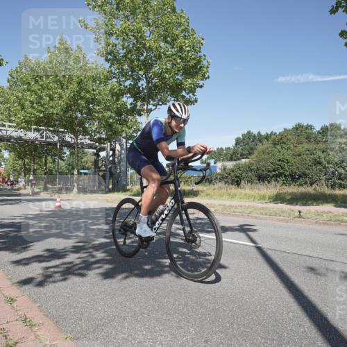 09.08.2026 - GEWOBA Citytriathlon Bremen Michael Burmester http://msf.ph/oto/9955857 09.08.2026 12:28:00 Radfahren 554, 660, 831, 917, 1157 meine-sportfotos.de