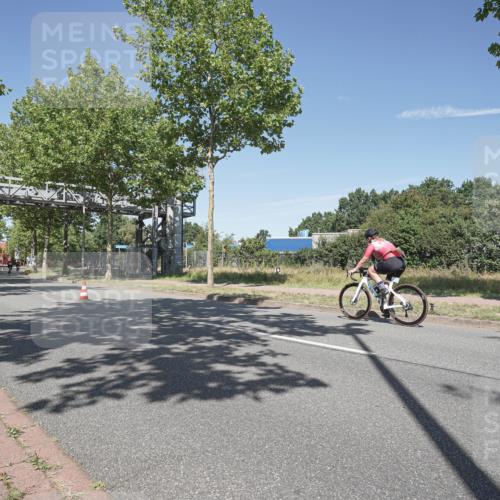 09.08.2026 - GEWOBA Citytriathlon Bremen Michael Burmester http://msf.ph/oto/9955858 09.08.2026 12:28:02 Radfahren 554, 660, 690, 917, 1002 meine-sportfotos.de
