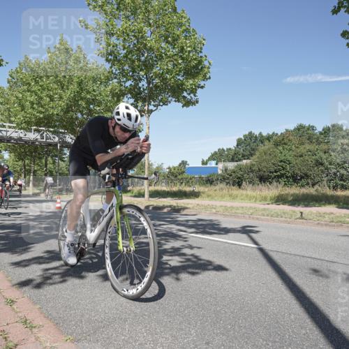 09.08.2026 - GEWOBA Citytriathlon Bremen Michael Burmester http://msf.ph/oto/9955873 09.08.2026 12:28:21 Radfahren 549, 631, 661, 666, 676, 690, 862, 951, 1002, 1148 meine-sportfotos.de