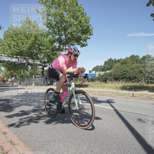 09.08.2026 - GEWOBA Citytriathlon Bremen Michael Burmester http://msf.ph/oto/9955881 09.08.2026 12:28:33 Radfahren 549, 610, 619, 631, 652, 676, 698, 719, 862 meine-sportfotos.de