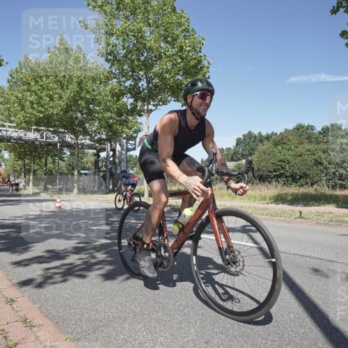 09.08.2026 - GEWOBA Citytriathlon Bremen Michael Burmester http://msf.ph/oto/9955883 09.08.2026 12:28:34 Radfahren 549, 610, 619, 631, 652, 658, 676, 698, 719 meine-sportfotos.de