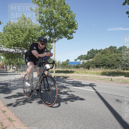 09.08.2026 - GEWOBA Citytriathlon Bremen Michael Burmester http://msf.ph/oto/9955887 09.08.2026 12:28:41 Radfahren 610, 619, 652, 658, 698, 719, 795 meine-sportfotos.de