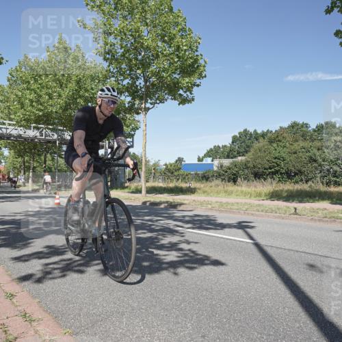 09.08.2026 - GEWOBA Citytriathlon Bremen Michael Burmester http://msf.ph/oto/9955888 09.08.2026 12:28:42 Radfahren 610, 619, 652, 658, 698, 703, 719, 795 meine-sportfotos.de