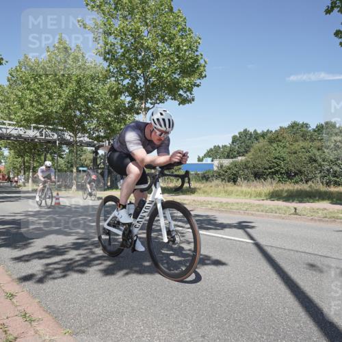 09.08.2026 - GEWOBA Citytriathlon Bremen Michael Burmester http://msf.ph/oto/9955892 09.08.2026 12:28:50 Radfahren 556, 619, 652, 658, 691, 703, 719, 764, 795, 843, 969 meine-sportfotos.de