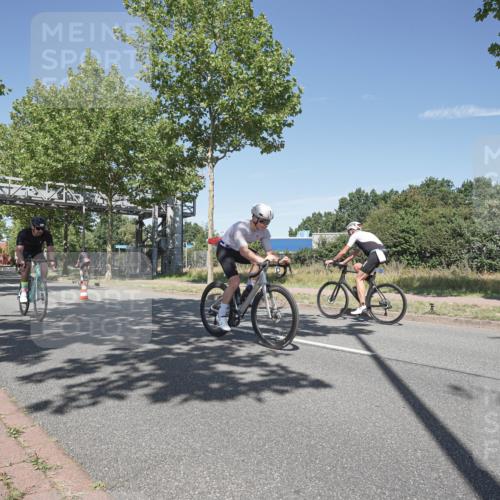 09.08.2026 - GEWOBA Citytriathlon Bremen Michael Burmester http://msf.ph/oto/9955893 09.08.2026 12:28:50 Radfahren 556, 619, 652, 658, 691, 703, 719, 764, 795, 843, 969 meine-sportfotos.de