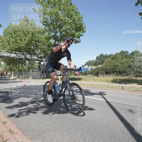 09.08.2026 - GEWOBA Citytriathlon Bremen Michael Burmester http://msf.ph/oto/9955908 09.08.2026 12:29:11 Radfahren 112, 540, 551, 563, 632, 688, 692, 723, 771, 791, 835, 878, 1007, 1141 meine-sportfotos.de