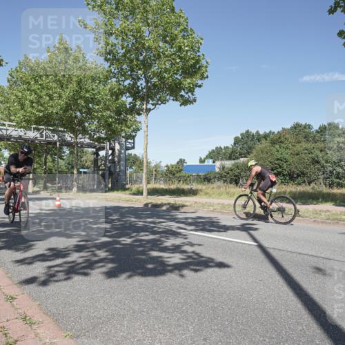 09.08.2026 - GEWOBA Citytriathlon Bremen Michael Burmester http://msf.ph/oto/9955915 09.08.2026 12:29:23 Radfahren 551, 575, 632, 723, 724, 771, 791, 811, 835, 905 meine-sportfotos.de
