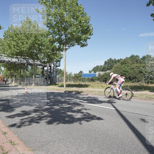 09.08.2026 - GEWOBA Citytriathlon Bremen Michael Burmester http://msf.ph/oto/9955939 09.08.2026 12:29:57 Radfahren 593, 616, 618, 641, 963, 964, 967, 1128 meine-sportfotos.de