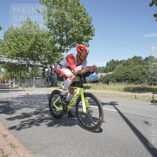 09.08.2026 - GEWOBA Citytriathlon Bremen Michael Burmester http://msf.ph/oto/9955945 09.08.2026 12:30:07 Radfahren 593, 963, 967, 1004, 1128 meine-sportfotos.de