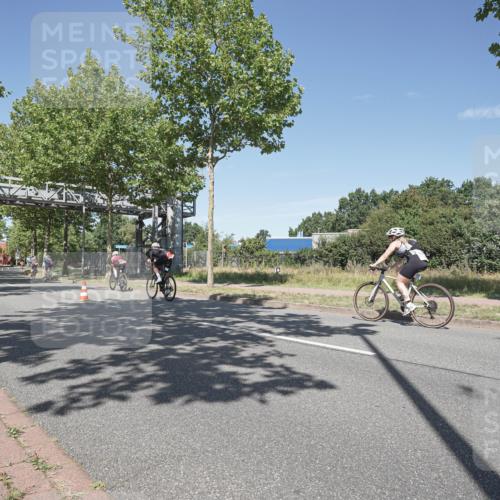 09.08.2026 - GEWOBA Citytriathlon Bremen Michael Burmester http://msf.ph/oto/9955951 09.08.2026 12:30:17 Radfahren 591, 605, 677, 683, 746, 747, 1004 meine-sportfotos.de