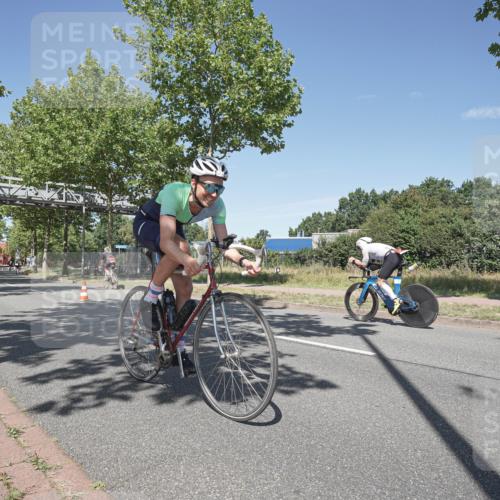 09.08.2026 - GEWOBA Citytriathlon Bremen Michael Burmester http://msf.ph/oto/9955955 09.08.2026 12:30:24 Radfahren 591, 605, 677, 683, 746, 747, 1116, 1117, 1149 meine-sportfotos.de