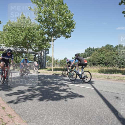 09.08.2026 - GEWOBA Citytriathlon Bremen Michael Burmester http://msf.ph/oto/9955962 09.08.2026 12:30:30 Radfahren 544, 605, 683, 746, 794, 959, 993, 1116, 1117, 1149 meine-sportfotos.de